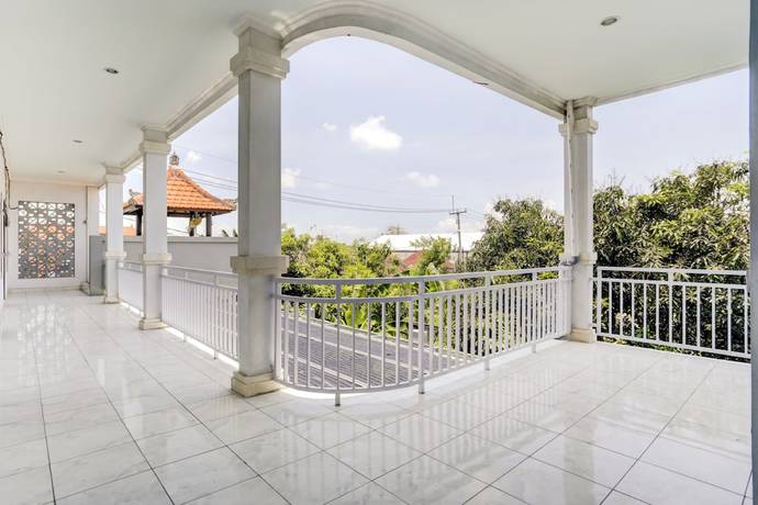 Imagen de los interiores del Hotel OYO 90690 Pondok Dukuh. Foto 17