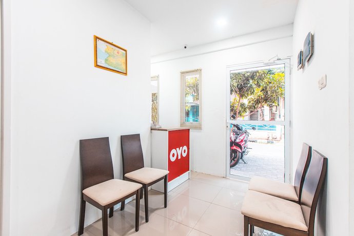 Imagen de los interiores del Hotel OYO 907 Wisma Cakung. Foto 13