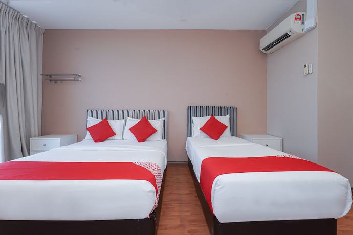 Imagen de la habitación del Hotel OYO 90729 New Bangi Gateway. Foto 7