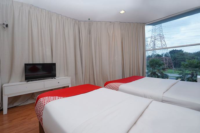 Imagen de la habitación del Hotel OYO 90729 New Bangi Gateway. Foto 9
