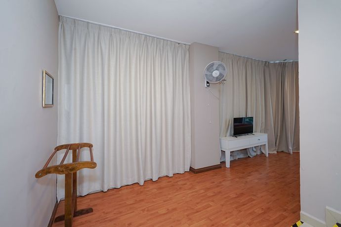 Imagen de la habitación del Hotel OYO 90729 New Bangi Gateway. Foto 11