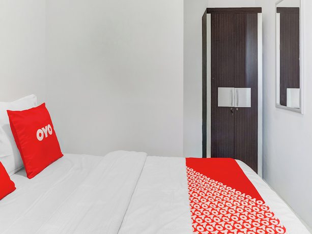 Imagen de la habitación del Hotel OYO 90730 Padekosan. Foto 5