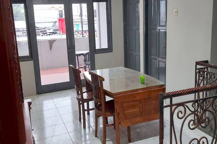 Imagen de los interiores del Hotel OYO 90766 Gardenia Boarding House. Foto 17