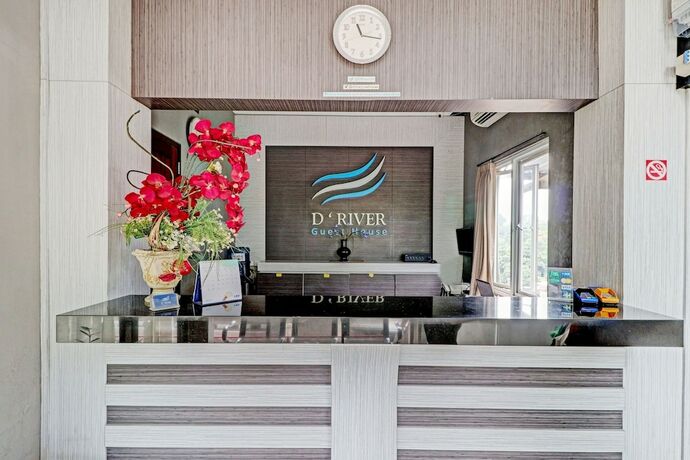 Imagen general del Hotel OYO 90777 D'river Guest House. Foto 9