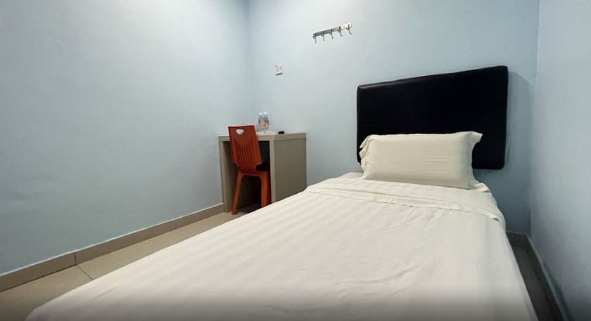 Imagen de la habitación del Hotel OYO 90789 Stutong Point. Foto 17
