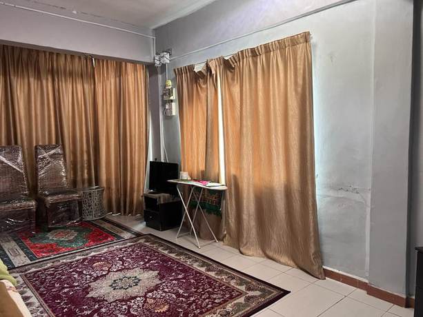 Imagen de la habitación del Hotel OYO 90797 Napoh Motel. Foto 4