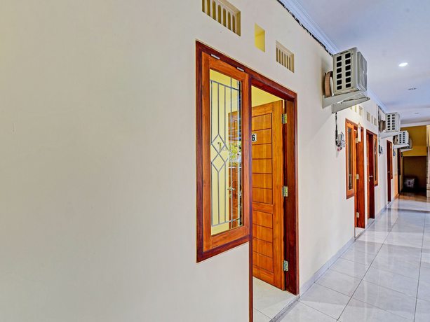 Imagen de los interiores del Hotel OYO 90823 Casa Jupiter Shine. Foto 17