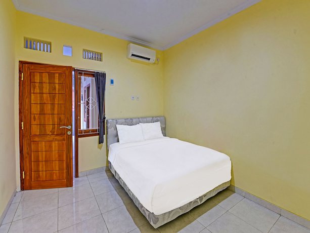Imagen de la habitación del Hotel OYO 90823 Casa Jupiter Shine. Foto 5