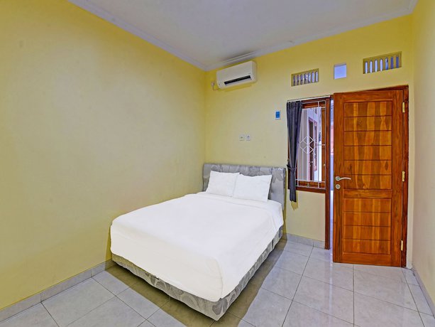 Imagen de la habitación del Hotel OYO 90823 Casa Jupiter Shine. Foto 6