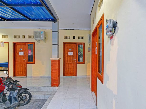 Imagen de los interiores del Hotel OYO 90823 Casa Jupiter Shine. Foto 20