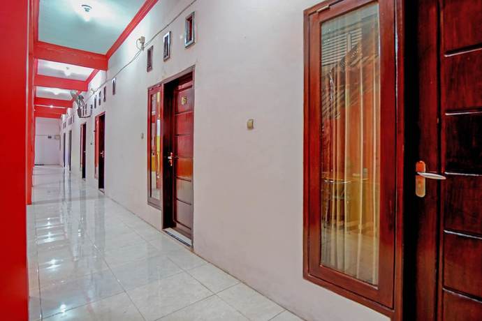 Imagen de los interiores del Hotel OYO 90829 Sahara Homestay Syariah. Foto 19