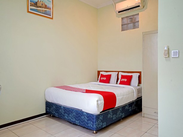 Imagen de la habitación del Hotel OYO 90836 Bartu Guesthouse. Foto 2