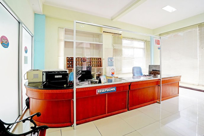 Imagen de los interiores del Hotel OYO 90836 Bartu Guesthouse. Foto 17
