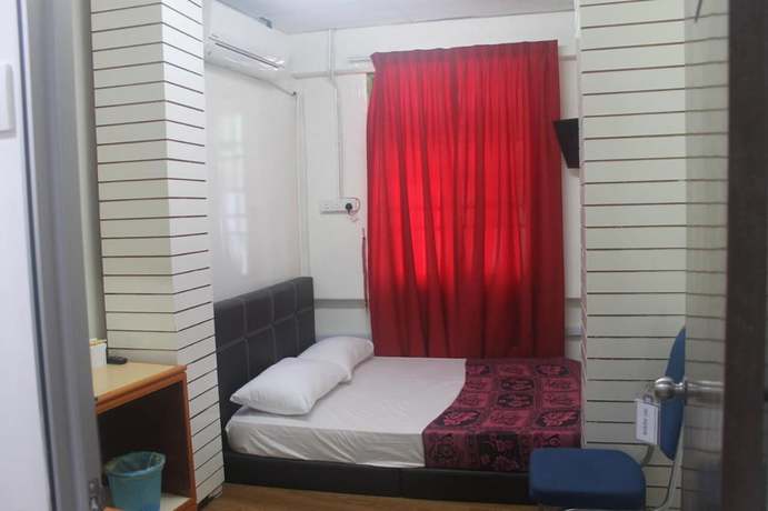 Imagen de la habitación del Hotel OYO 90838 Ros Heritage Motel. Foto 13