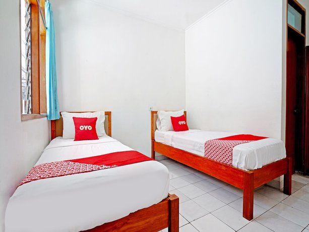 Imagen de la habitación del Hotel OYO 90840 Teratai Residence. Foto 5