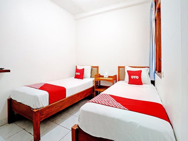 Imagen de la habitación del Hotel OYO 90840 Teratai Residence. Foto 7