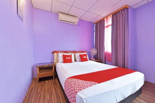 Imagen de la habitación del Hotel OYO 90846 Akasia, Sungai Petani. Foto 17
