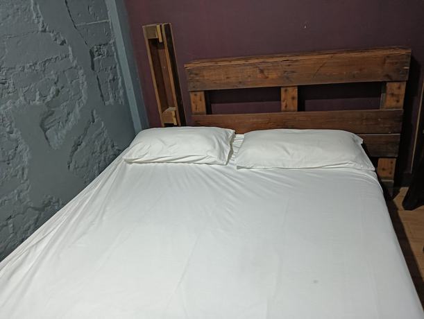Imagen de la habitación del Hotel OYO 90863 Hi Inn 2. Foto 3