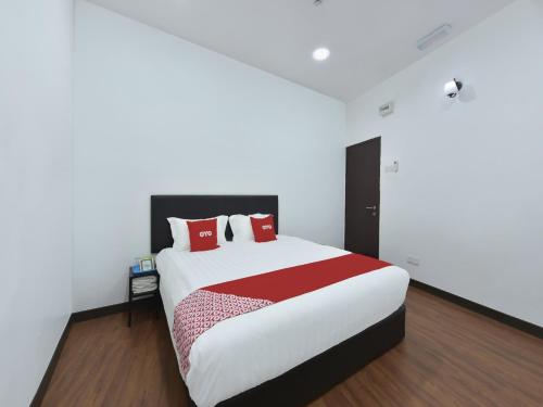 Imagen general del Hotel OYO 90869 Madeena Inn. Foto 15