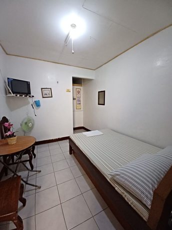 Imagen de la habitación del Hotel OYO 909 Jc Affordable Transient. Foto 4