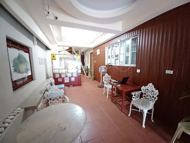 Imagen de los interiores del Hotel OYO 909 Jc Affordable Transient. Foto 20