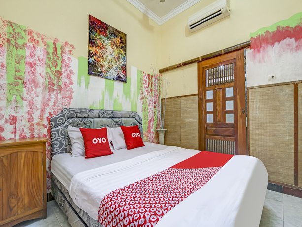 Imagen de la habitación del Hotel OYO 90903 Chez Laelik Homestay. Foto 11