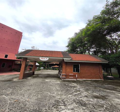 Imagen de los interiores del Hotel OYO 90906 Rumah Rehat Awana. Foto 18