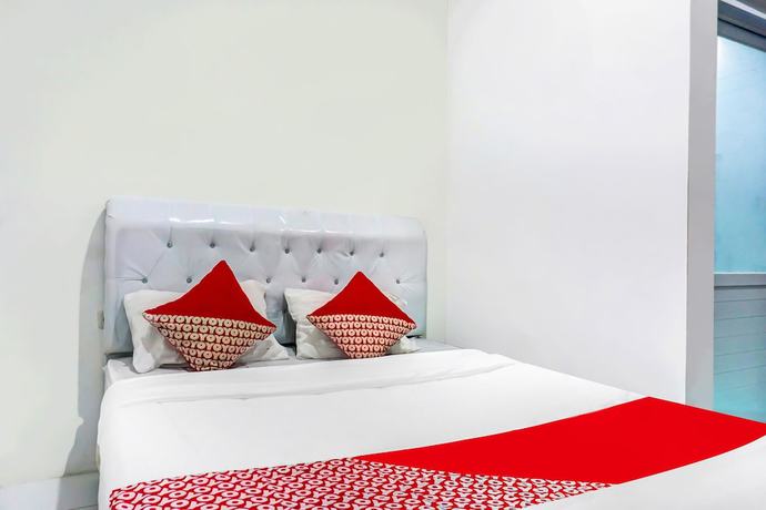 Imagen de la habitación del Hotel OYO 90941 Egelsa 2020 Syariah. Foto 8