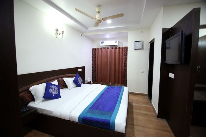 Imagen de la habitación del Hotel OYO 9095 Kanishka. Foto 17