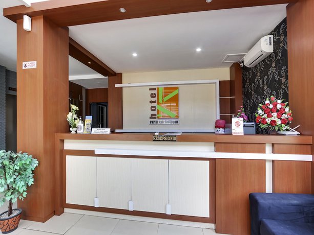 Imagen de los interiores del Hotel OYO 90973 Karunia Pkpri Grobogan. Foto 19