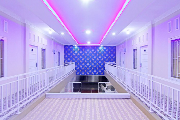 Imagen de los interiores del Hotel OYO 90978 Khalifi Guesthouse Syariah. Foto 19