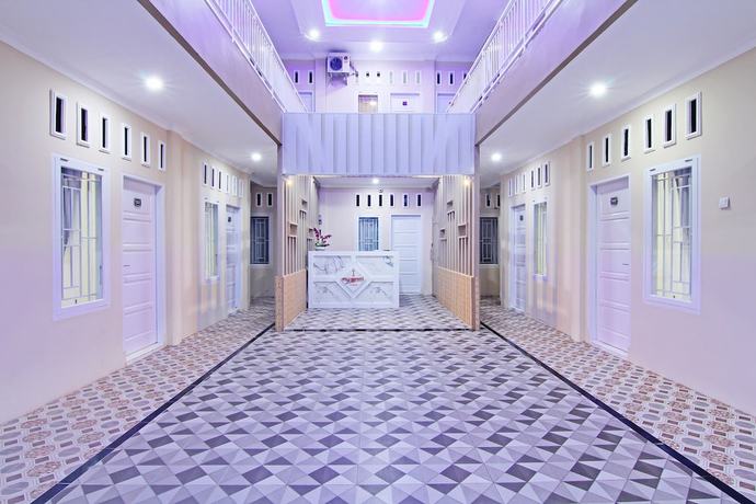 Imagen de los interiores del Hotel OYO 90978 Khalifi Guesthouse Syariah. Foto 20