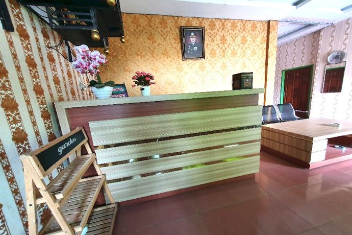 Imagen de los interiores del Hotel OYO 91077 Losmen Bunda Arema. Foto 14