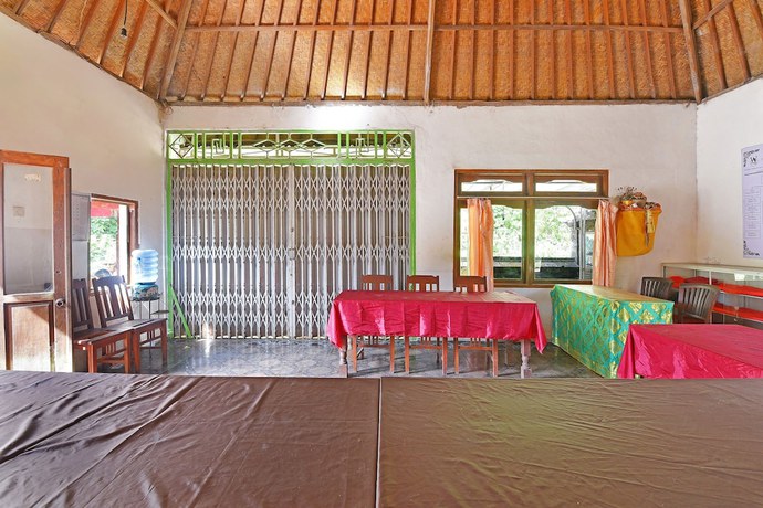 Imagen de los interiores del Hotel OYO 91100 Pondok Kusuma Wisata. Foto 20
