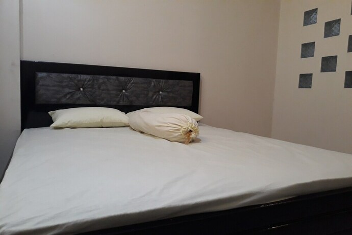 Imagen general del Hotel OYO 91162 Homestay Ansyariah Syariah. Foto 8