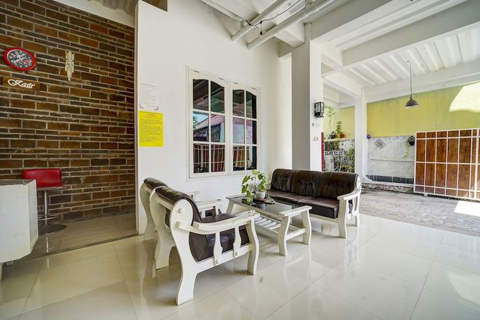 Imagen de los interiores del Hotel OYO 91173 Guesthouse King Puntodewo. Foto 11
