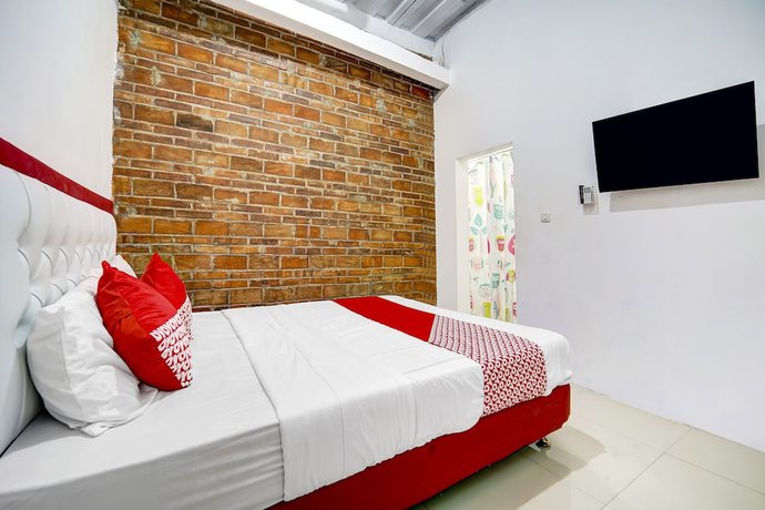 Imagen de la habitación del Hotel OYO 91173 Guesthouse King Puntodewo. Foto 5