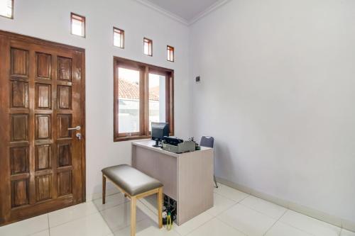 Imagen general del Hotel OYO 91243 Bina Syariah Guest House. Foto 5