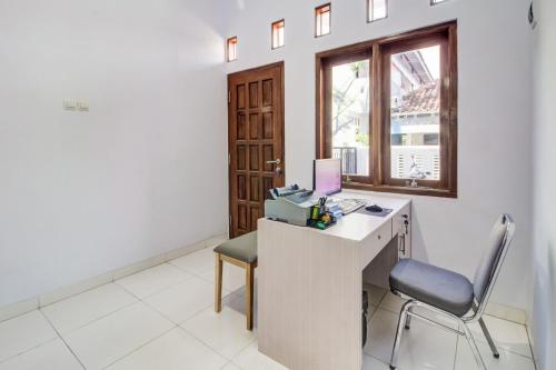 Imagen general del Hotel OYO 91243 Bina Syariah Guest House. Foto 6