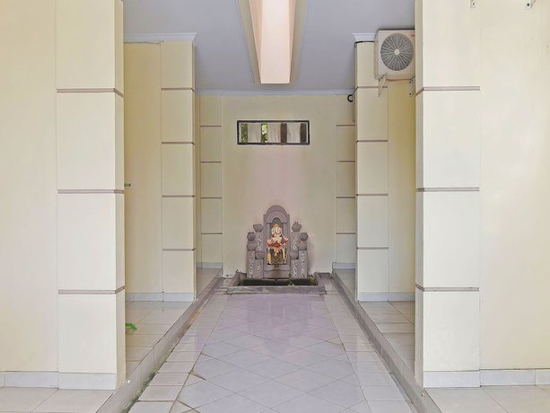 Imagen de los interiores del Hotel OYO 91445 Sandat Guest House. Foto 17