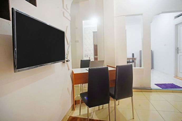 Imagen de los interiores del Hotel OYO 91460 Guest House Kencana Syariah. Foto 19