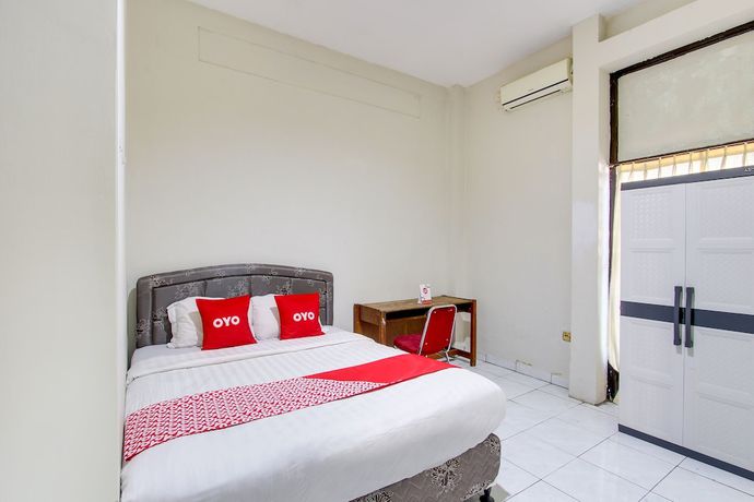 Imagen de la habitación del Hotel OYO 91473 Wisma Husada 1 Semarang. Foto 11