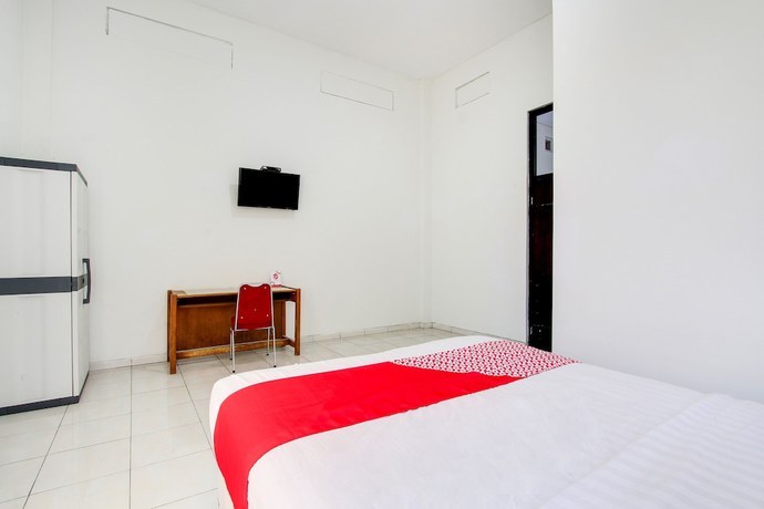 Imagen de la habitación del Hotel OYO 91473 Wisma Husada 1 Semarang. Foto 13