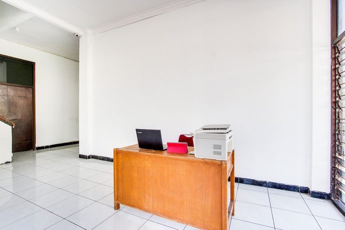 Imagen de los interiores del Hotel OYO 91473 Wisma Husada 1 Semarang. Foto 18