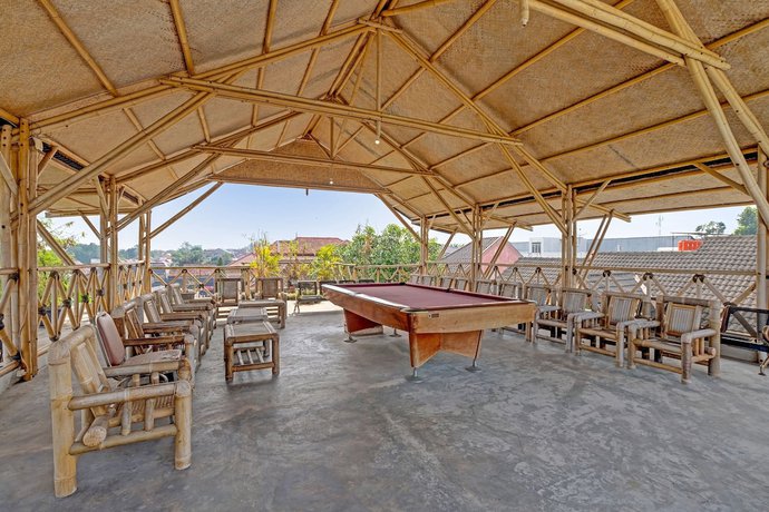 Imagen de los interiores del Hotel OYO 91522 Candi Gebang Guesthouse. Foto 10