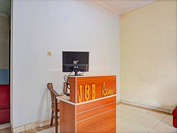 Imagen de los interiores del Hotel OYO 91535 Jandb Rooms Tomang. Foto 16