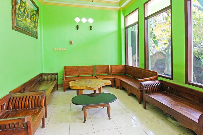 Imagen de los interiores del Hotel OYO 91564 Ayodya Guest House. Foto 18