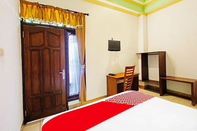 Imagen de la habitación del Hotel OYO 91564 Ayodya Guest House. Foto 4