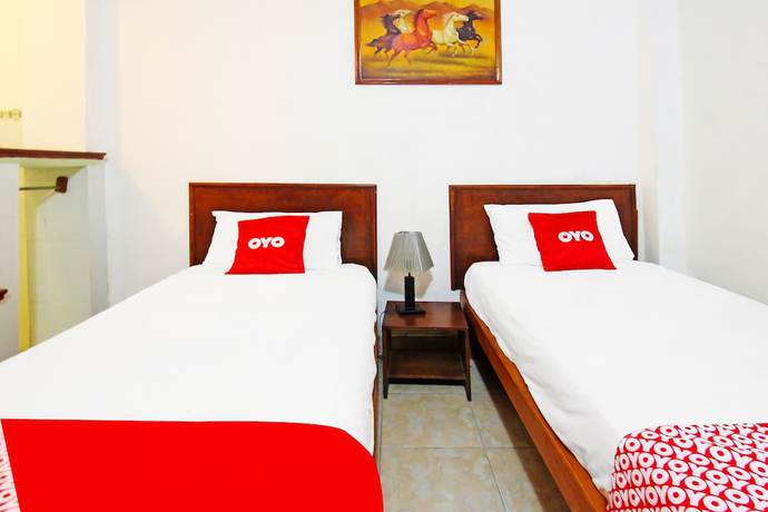 Imagen de la habitación del Hotel OYO 91564 Ayodya Guest House. Foto 11