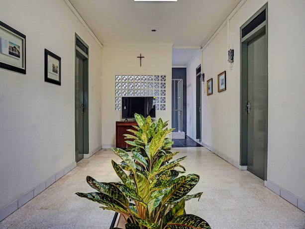 Imagen de los interiores del Hotel OYO 91658 Lucis House. Foto 5